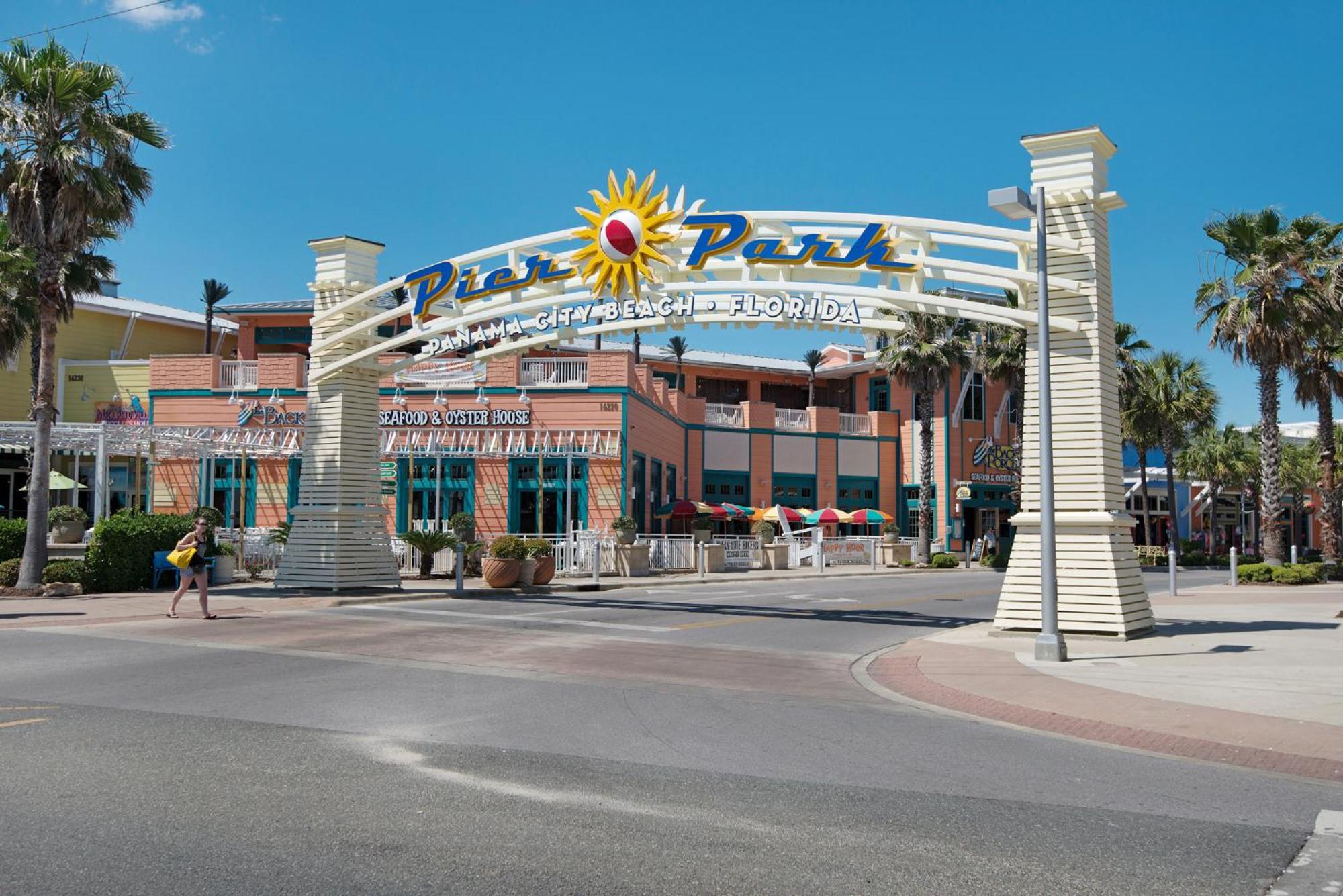 At St Thomas Square Panama City Beach