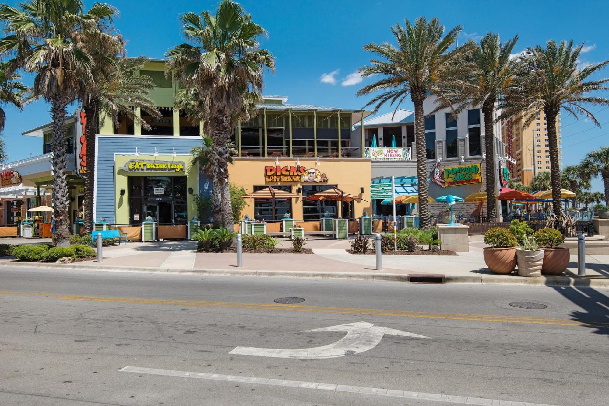 At St Thomas Square Panama City Beach